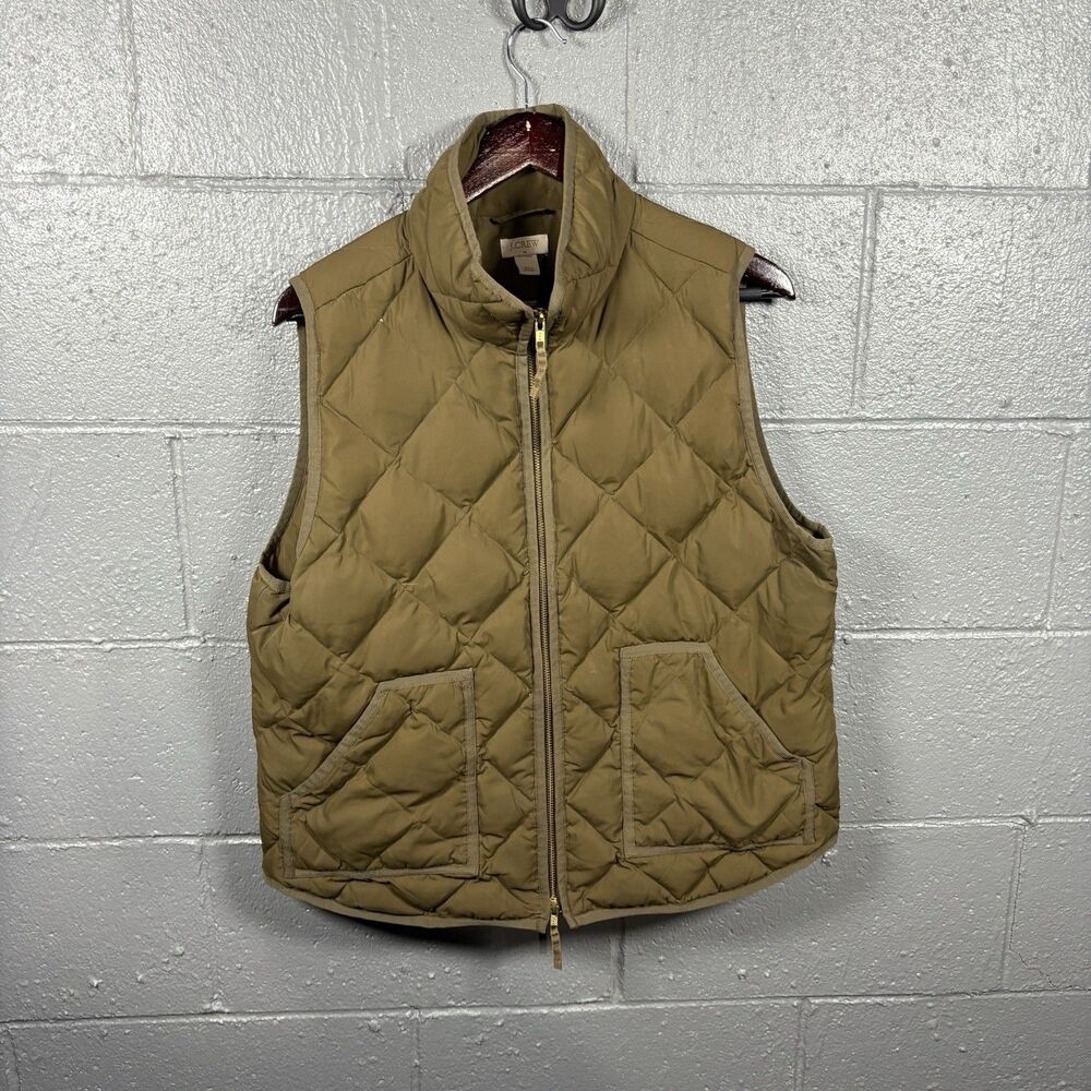 J Crew Down Quilted Vest Womens Medium Lightweight Fall Winter Classic Timeless